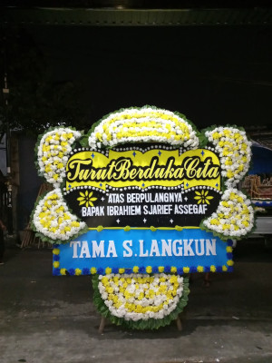Papan Bunga Duka di Kendari Barat